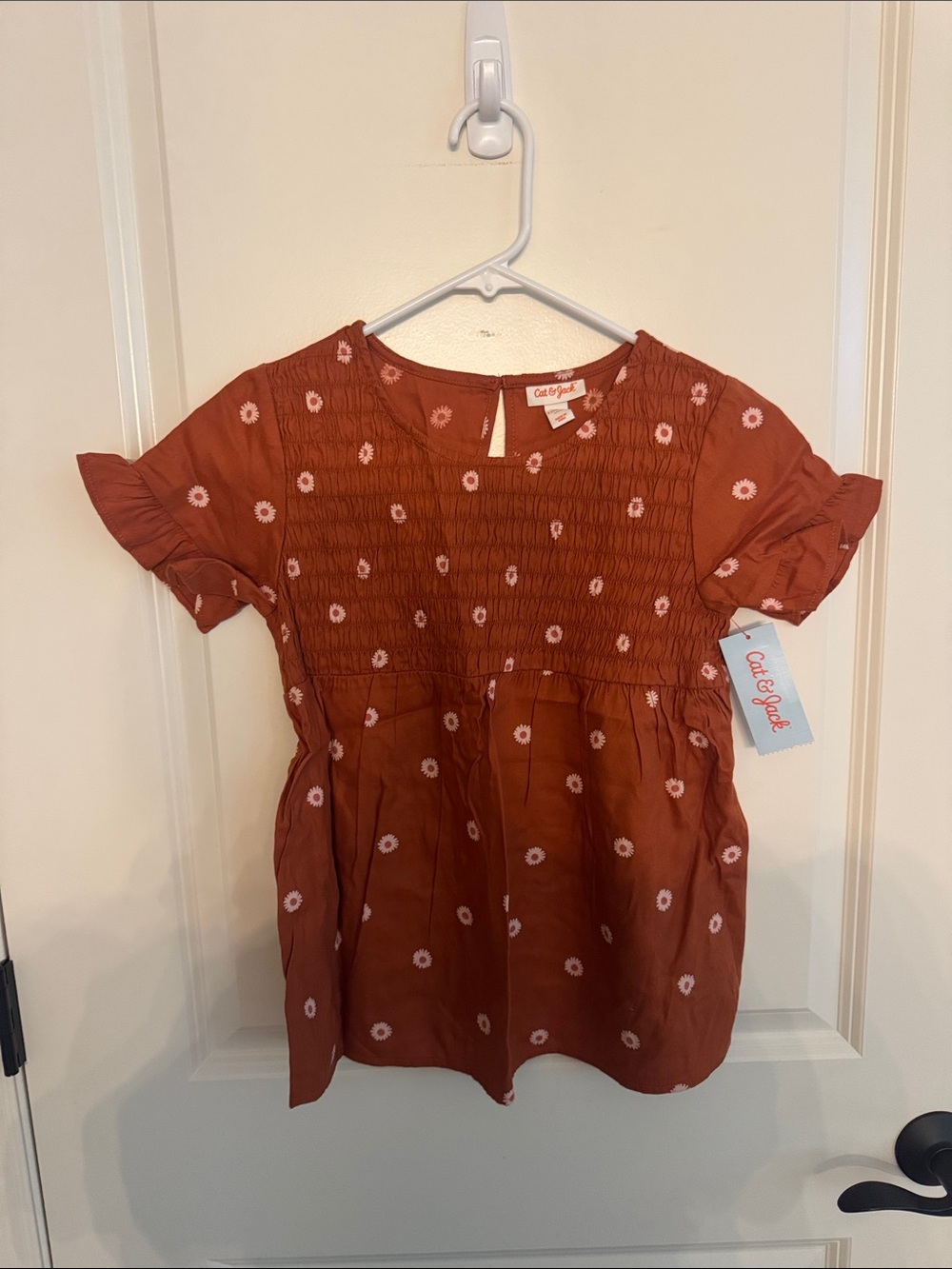 New with tags girls cat and jack top